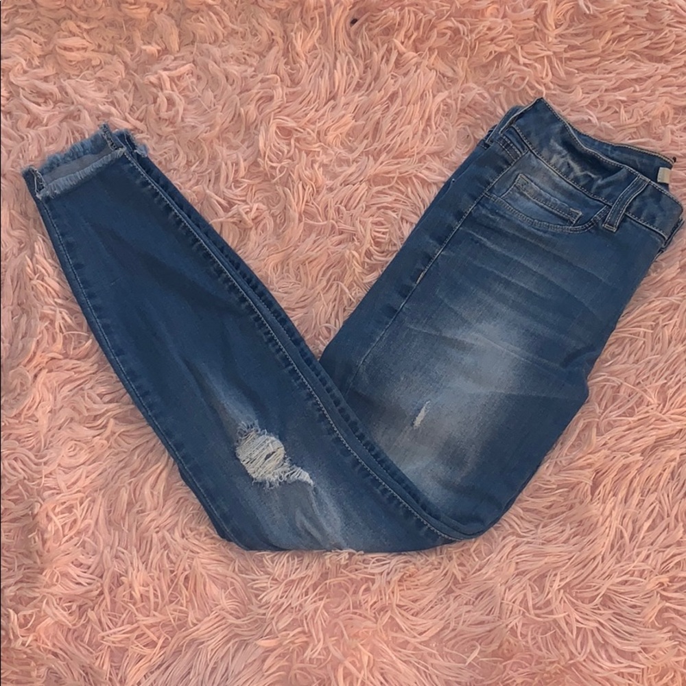 Low rise skinny jeans